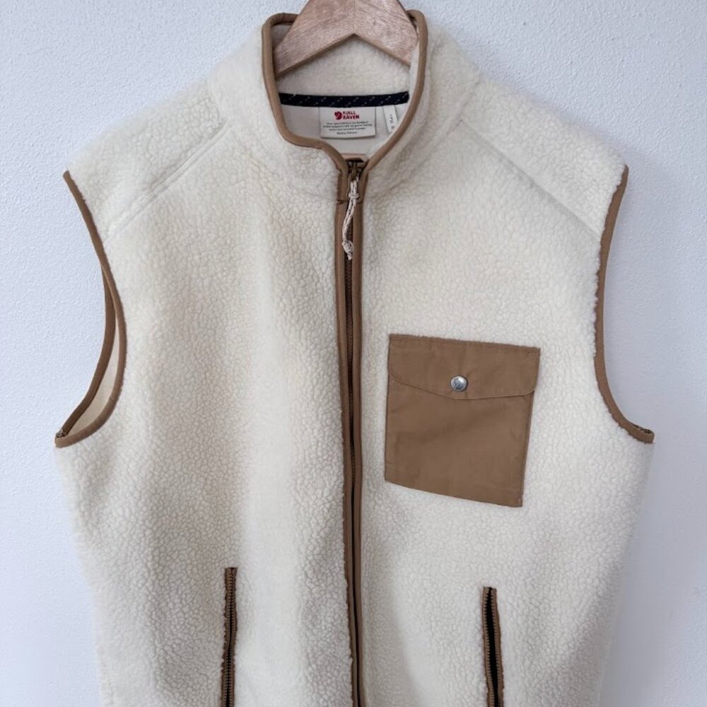 Fjallraven Vardag Pile Fleece Vest Full Zip Cream White Chest Pocket Mens XL